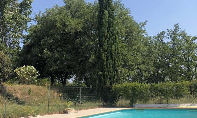 Menerbes Casa | Luberon - Vue Exceptionnelle - Location de Maisonnette 4 Personnes
