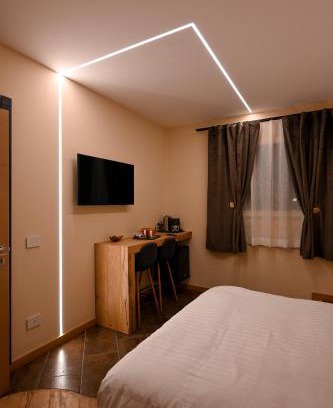 Villa Dalegno Casa | Lucalì Mountain Room