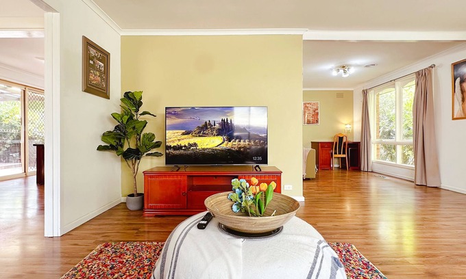 Frankston Casa | Lucerne Escape/12min to Beach/4Bedroom/Workplace