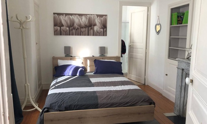 Bagneres-de-Luchon Casa | Luchon Centre - Large, quiet house for 9 people