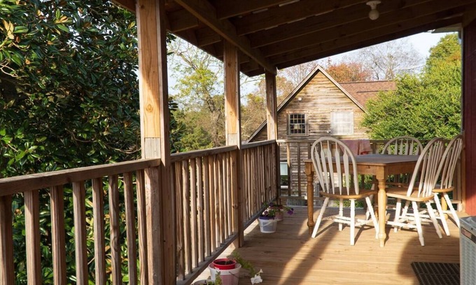 Townville Apartamento | Lucky Acres Farm, Townville Apartment.