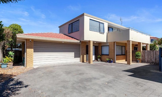 Mount Maunganui Casa | Lucy's House by the Beach - Mount Maunganui Holiday Home