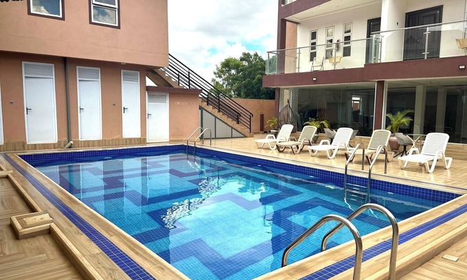 Santeo Apartamento | Lucy’s Lounge, Cozy 2-bedroom apartment in East Legon Hills