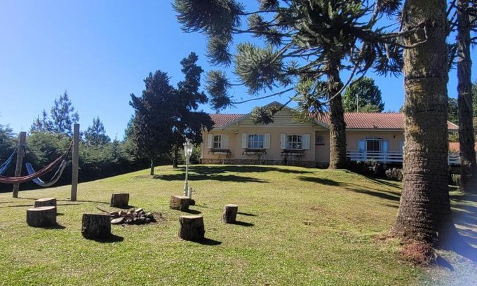 Vila Poran Casa | Lugar tranquilo, ideal para a família, 3km capivar