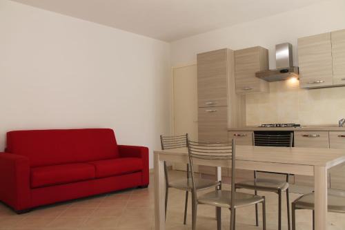 Marina di Castagneto Carducci Apartamento | Luisa bilocale con giardino