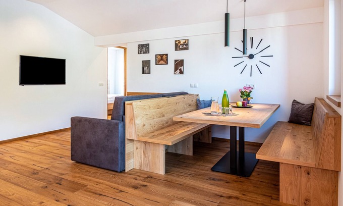 Cornaiano Apartamento | 'Luislhof Hof - Apartamento Vinum' con vistas a la montaña, terraza y Wi-Fi