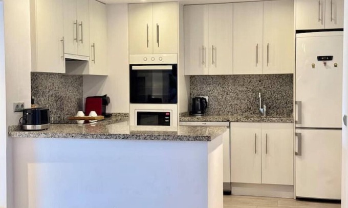 Nikki Beach Apartamento | Lujosa Riviera Boho, cerca de Nikki Beach