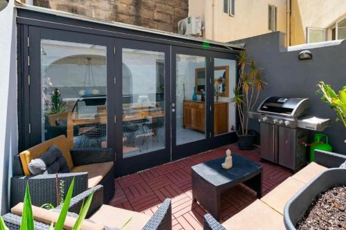 Rabat Casa | Lukary Loft, Cozy Terraced House Near Mdina and St Pauls Church