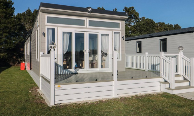 Eastfield Cabina | LULA LODGE, family friendly, with a garden in Eastfield