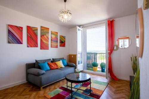 Montlucon Apartamento | Lumière d'Arc en Ciel - Balcon, 10 min des thermes