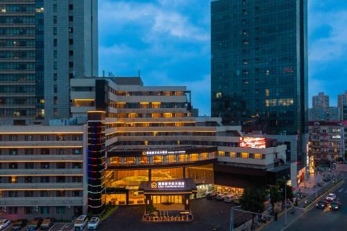 Hong Kou Hotel | Lumijia Rainbow Hotel