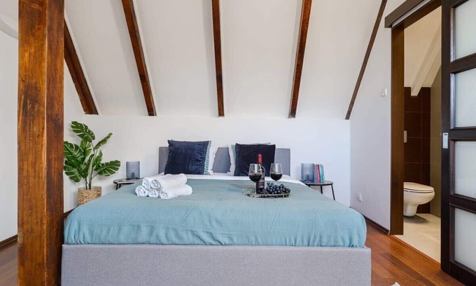 Nowe Miasto Apartamento | Lumina duplex apartment Old Town
