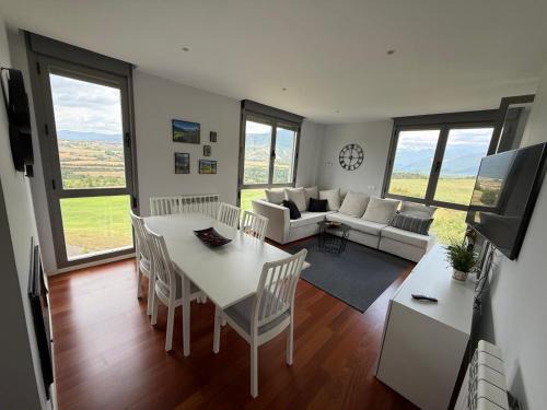 Abena Apartamento | Luminoso 3 Rooms Vistas Pirineo