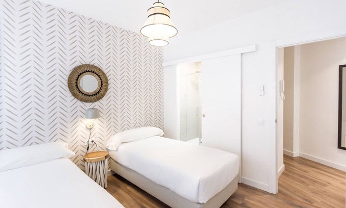 San Roque Apartamento | Luminoso apartamento para 6 personas y parking
