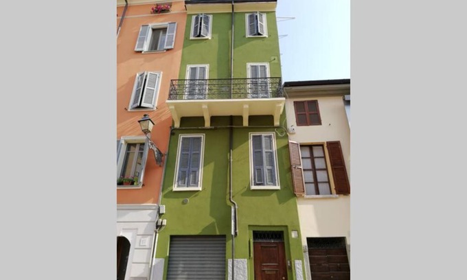 Oltretorrente Apartamento | Luminoso appartamento in centro storico.