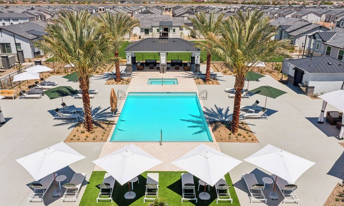 Casa Grande Casa | Luminous Sunrise Home with Pool and BBQ