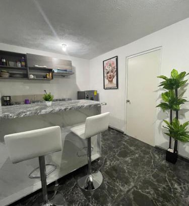El Salto Casa | Luna House