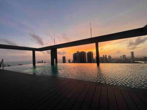 Ibbanwala Apartamento | Luna Tower Luxury Apartment