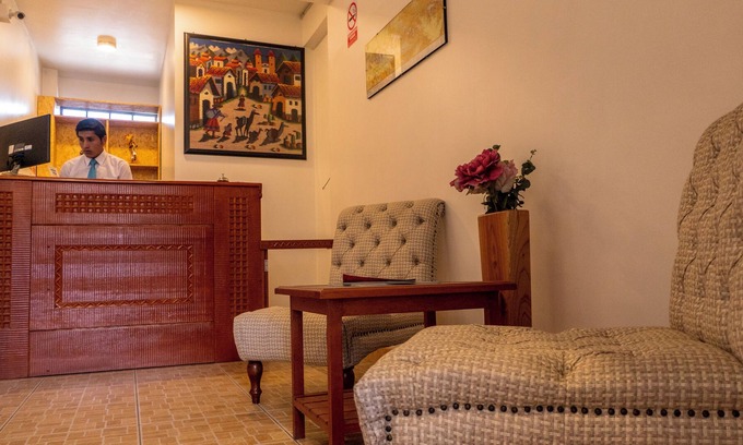Independencia Hotel | Lunandina