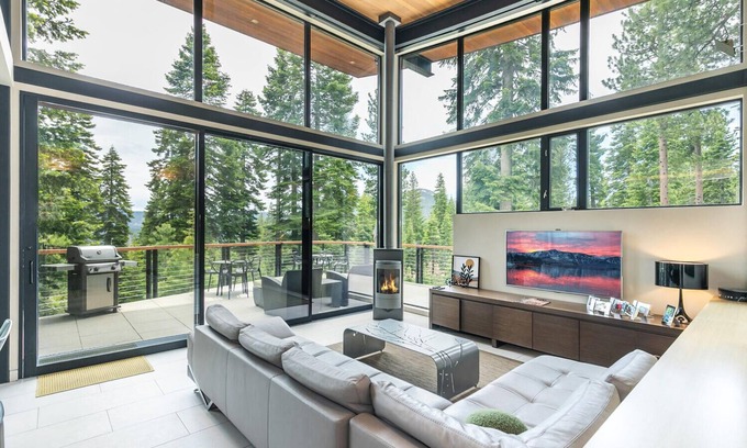Truckee Casa | Contemporánea Martis Campo de Inicio ya está disponible para el mes de arrendamiento a largo plazo