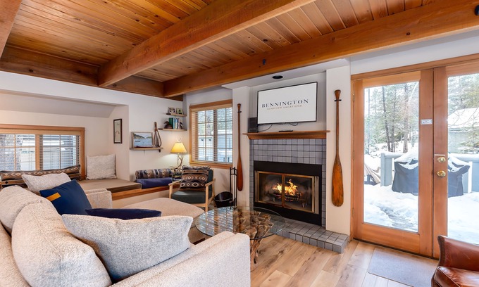 Deer Park Casa | LUPI02 - Cozy Sunriver Getaway, Hot Tub