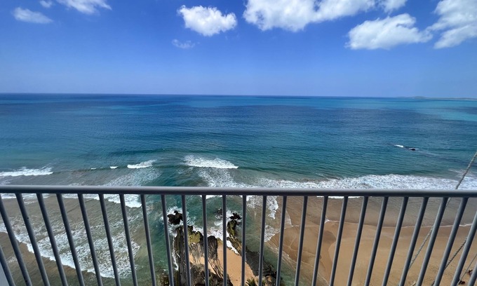 La Pared Condominio | Romantic Oceanfront Balcony Suite Near El Yunque with direct beach access