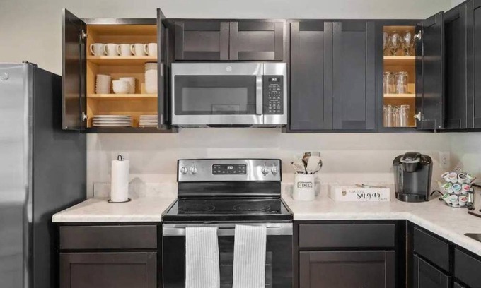 Durham Casa | Lush 3BR, Pet-Friendly, Tranquil Haven