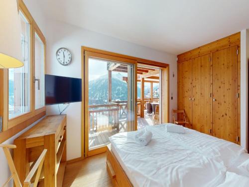 Granges Chalet De Esquí | Lush chalet in Heremence with sauna