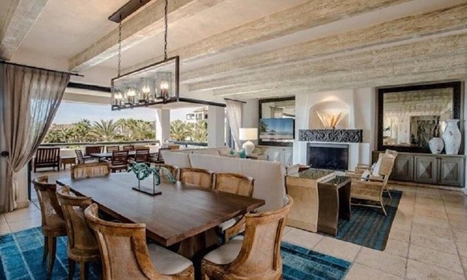 El Medano Ejidal Complejo | Lush Garden Villa w/ Free WiFi, Jacuzzi, Grill, Spa Services & Tennis Facilities
