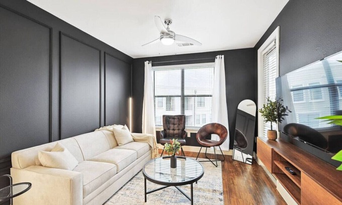 Frisco Apartamento | Lux 1B w Pool Near Toyota HQ, The Star, Legacy Wes