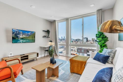 Northern Liberties Apartamento | Lux 2BD with KINGS - Pier Views - Near Fishtown!