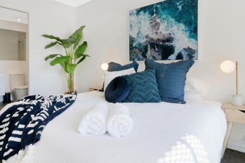 Adelaide Central Business District Apartamento | Lux 2BR Apt on Hindmarsh SQ-Pool-Gym-Sauna-Parking