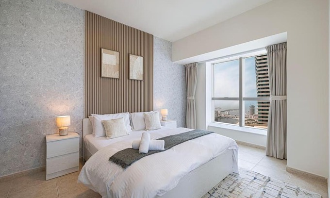 Al Sufouh 2 Apartamento | Lux 2BR with Sea Views in Marina