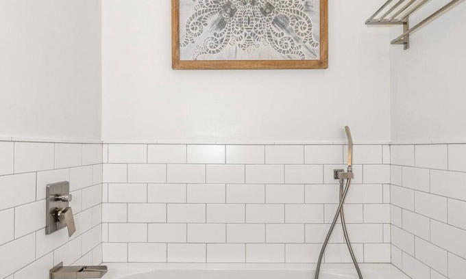 Over-the-Rhine Apartamento | Lux 3BR Home on Washington Park | Walk Everywhere