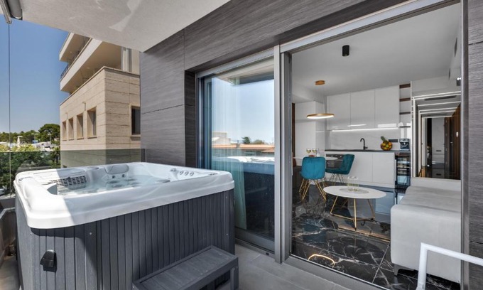 Ratac Apartamento | Lux Apartment Dolce Vita - Private HotTub