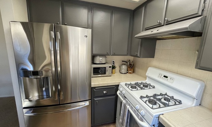 Central San Pedro Condominio | Lux Condo Large 1bd King.2 Parking.Laundry. Enclosed Patio. InstantHotH2o