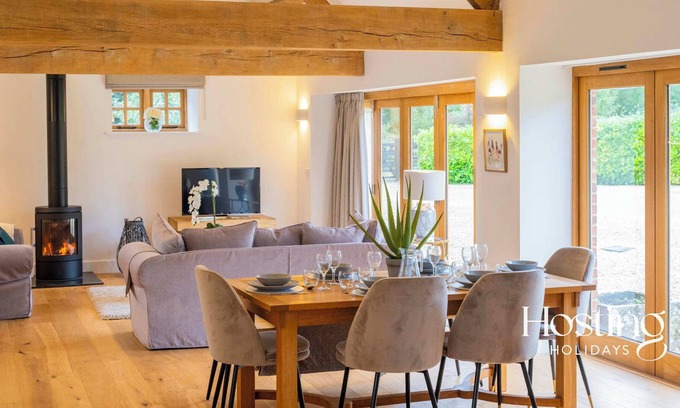Westlington Casa | Spacious Luxury Barn In The Heart Of Buckinghamshire