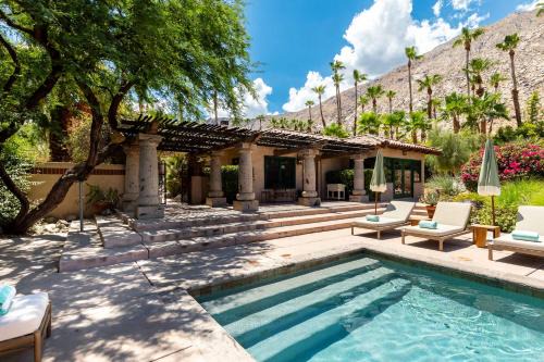 Historic Tennis Club Casa | LUX - Historic Tennis Club Enclave - King Beds