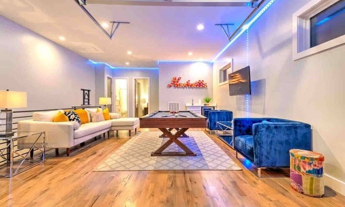 Eighth Avenue Casa | Lux Home 13 Beds Walk 2 Restaurants Rooftop