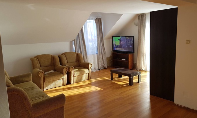 Cluj-Napoca Casa | Lux Penthouse, 2 pisos, 2 baños 100m²