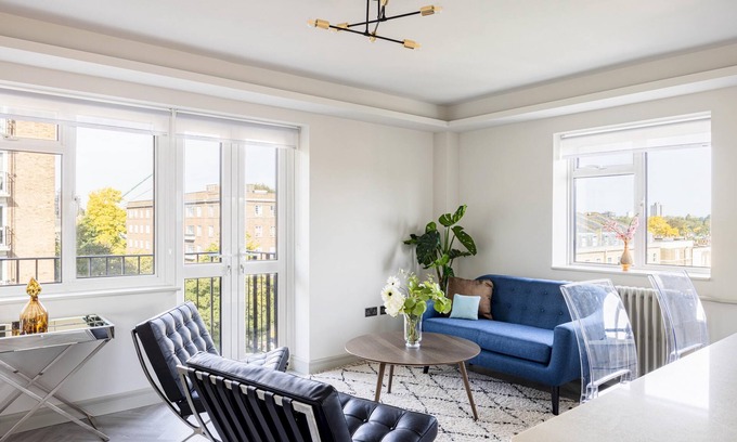 St. Johns Wood Apartamento | Lux Regents Park 2 bed 2 bath penthouse with AC