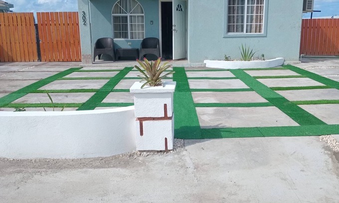 Discovery Bay Casa | Lux Sea View Camelot Village Discovery Bay