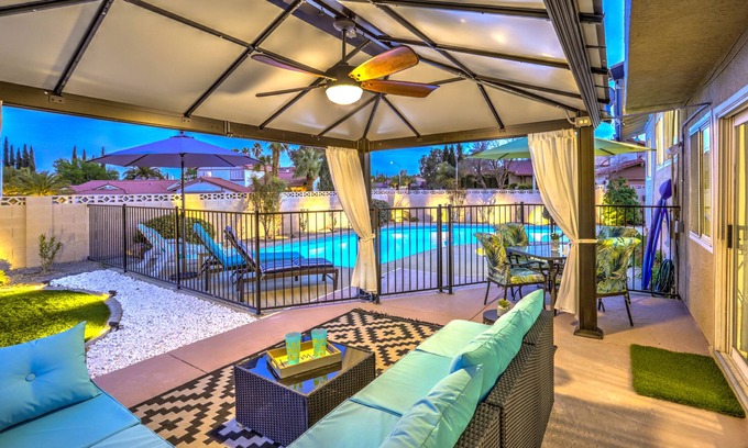 Canyon Gate Casa | Luxe 4BR Summerlin House- Gym/Pool/Spa/ Prime Location