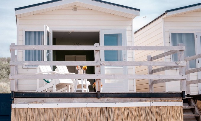Wijk aan Zee Chalet De Esquí | Luxe beach lodges in Wijk aan Zee | Vakantie op het strand!