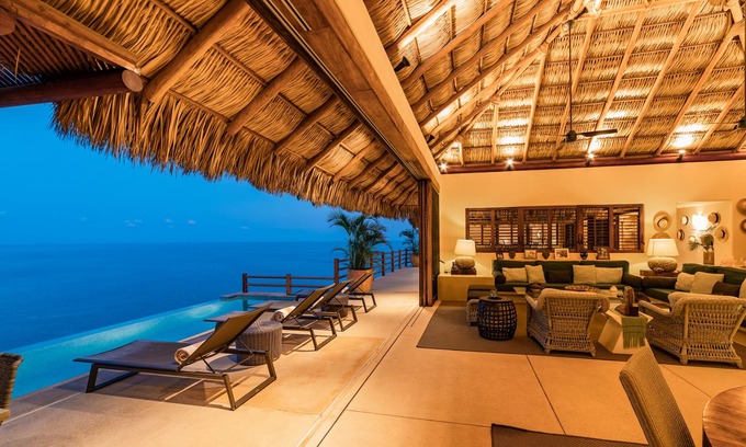 Santa Maria Huatulco Villa | Luxury Beach Villa en 5 estrellas frente al mar Resort - 1,3, y 5 BDRM tarifas disponibles