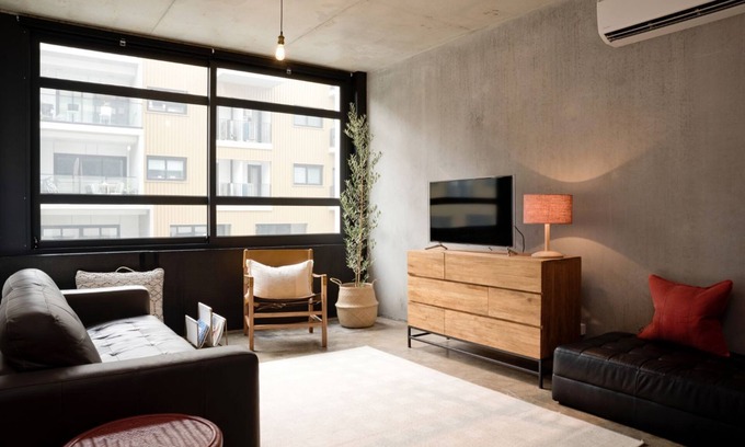 Kingston Apartamento | BOUTIQUE WAREHOUSE 2BD APT - KING BED - RESTAURANTES IMPRESIONANTES DE KINGSTON CAFES