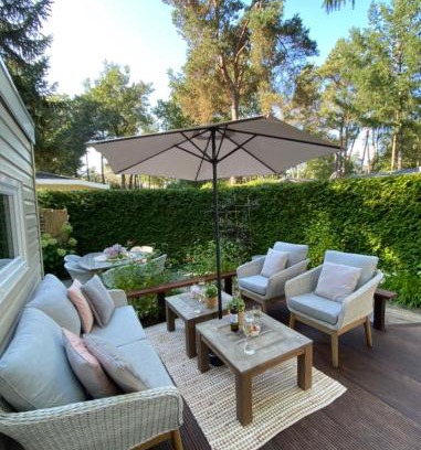 Bosgebied Hoenderloo Chalet De Esquí | Luxe Chalet met prachtig terras op de Veluwe , veel privacy