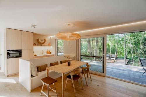 Westmeerbeek Chalet De Esquí | Luxe chalet met sauna in een oase van rust
