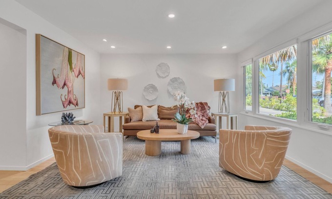North Park Cabaña | Luxe cottage in prime tropical North Park setting