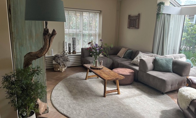 Noordwijk Casa | Luxe holiday house close to the sea with great private garden & jaccuzzi.